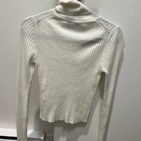 ZARA CROP KNIT TURTLENECK - Picture 4 of 5